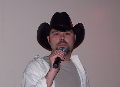 Allen sings Real Good Man by Tim McGraw