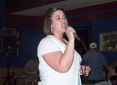 Amanda Zarazua sings Leave The Pieces by The Wreckers