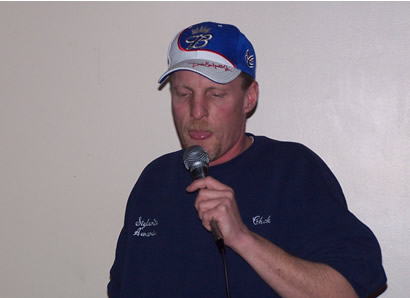 Chuck sings Honky Tonk Badonkadonk by Trace Adkins