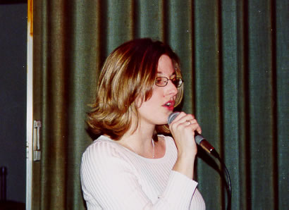 Fonda sings I'm Gonna Getcha Good by Shania Twain