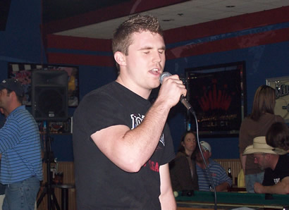 Matthew Daraban sings The Reason by Hoobastank