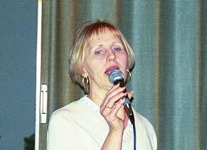 Robbin sings Talking In Your Sleep by Crystal Gayle