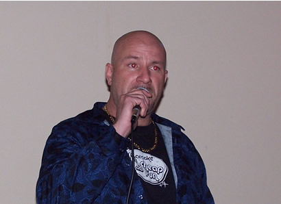 Stone / Cold sings Live Like You Were Dying by Tim McGraw