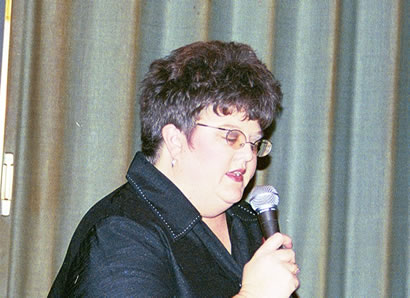 Vickie sings Mama He's Crazy by The Judds